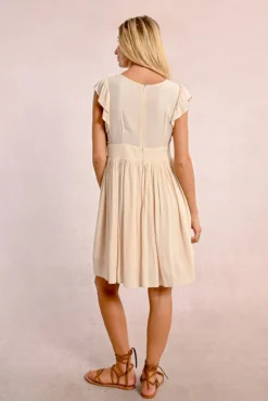 Vestido de manga corta mariposa