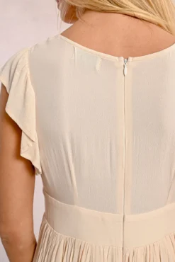 Vestido de manga corta mariposa