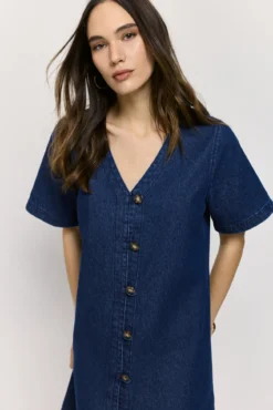 Vestido denim cuello pico