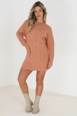 Vestido de punto con ochos