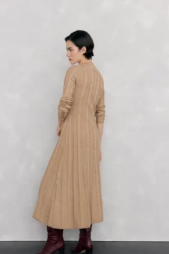 Vestido de punto con ochos