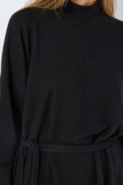 Vestido de punto cuello alto