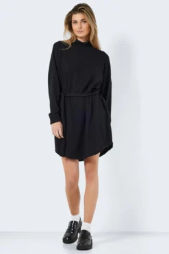 Vestido de punto cuello alto