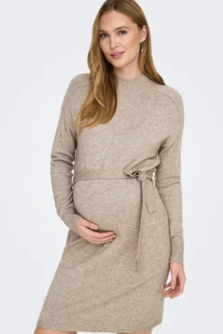 Vestido de punto premamá de cuello alto y cinturón