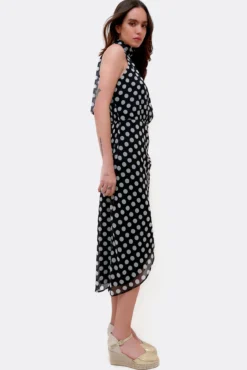 Vestido escote halter gasa