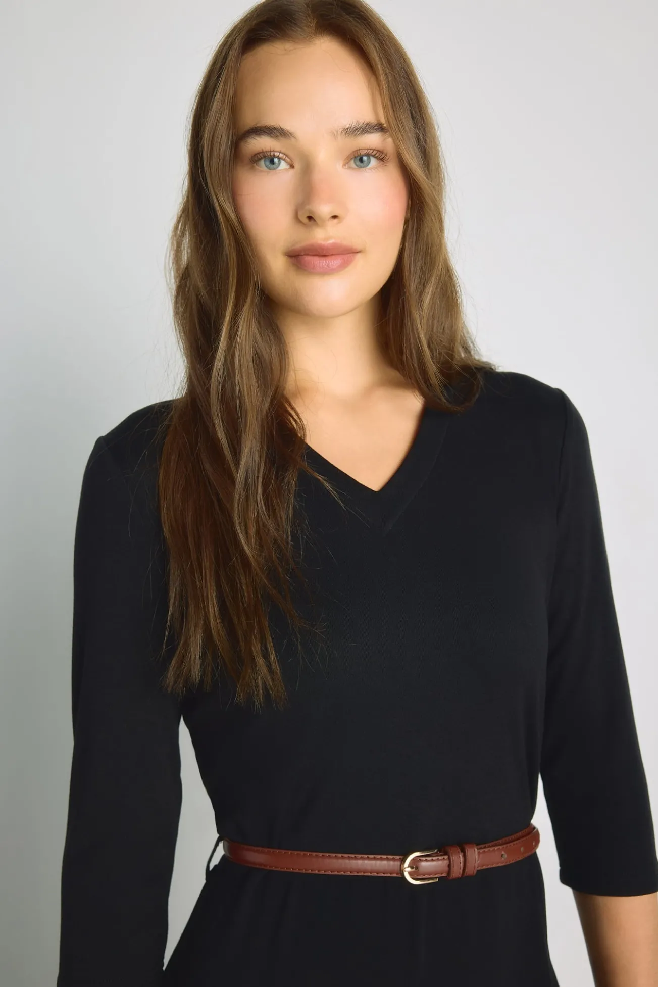 Vestido escote pico