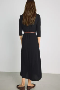 Vestido escote pico