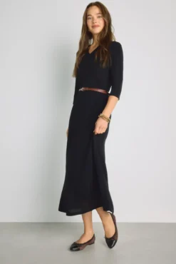 Vestido escote pico