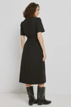Vestido escote pico