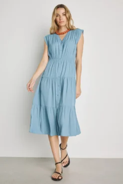 Vestido escote pico