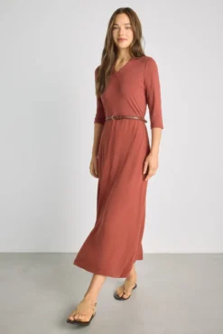 Vestido escote pico