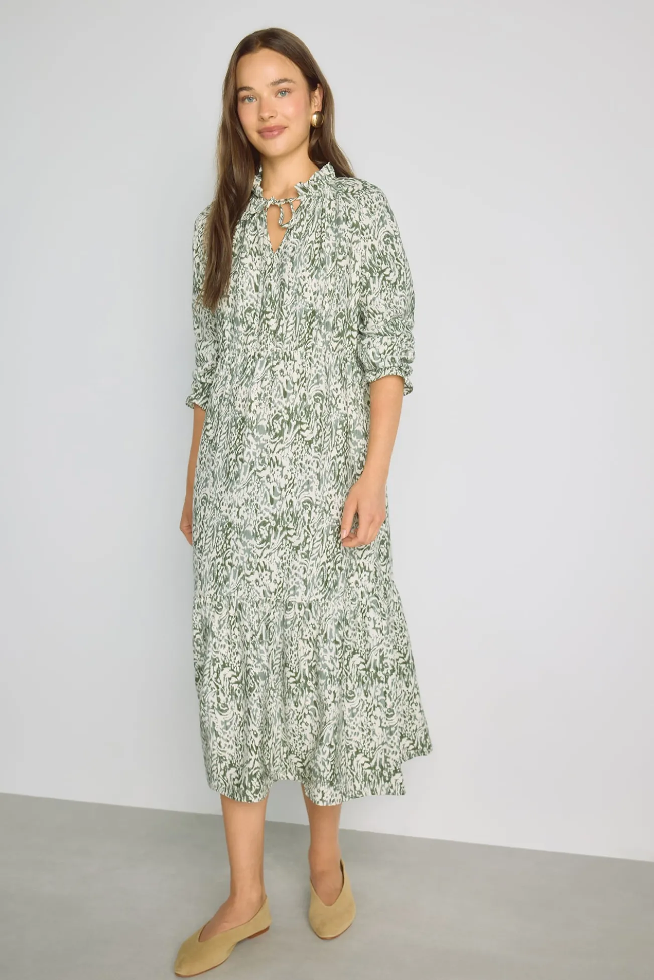 Vestido escote pico