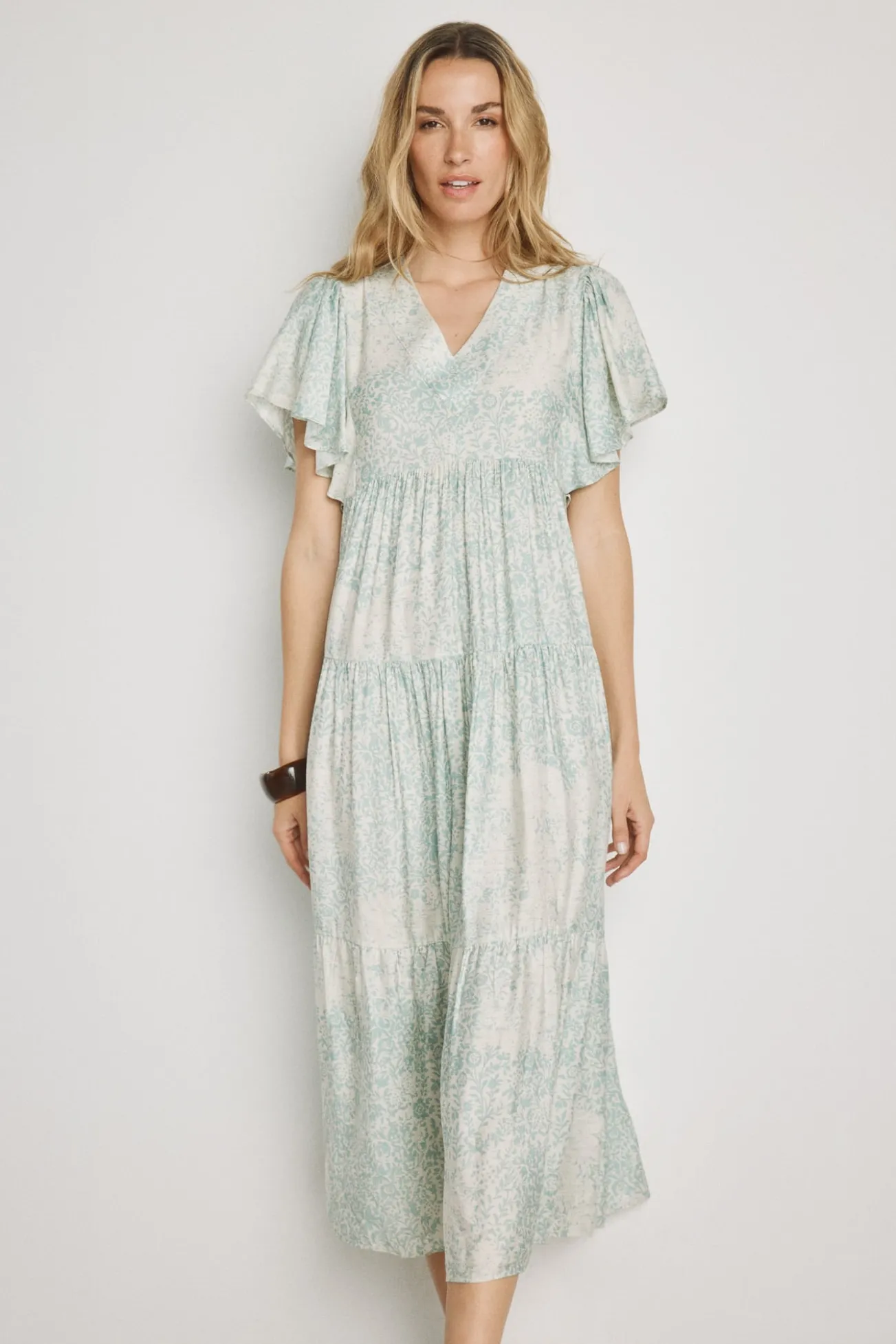 Vestido escote pico