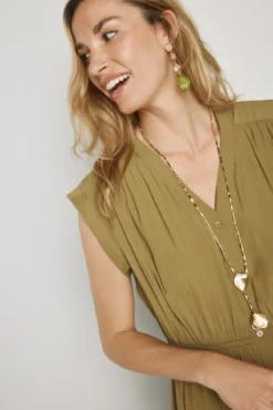 Vestido escote pico