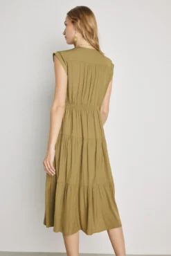 Vestido escote pico