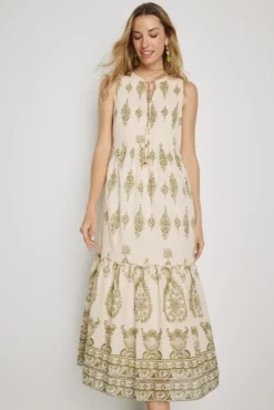 Vestido estampado escote pico