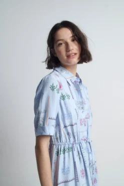 Vestido estampado fluido