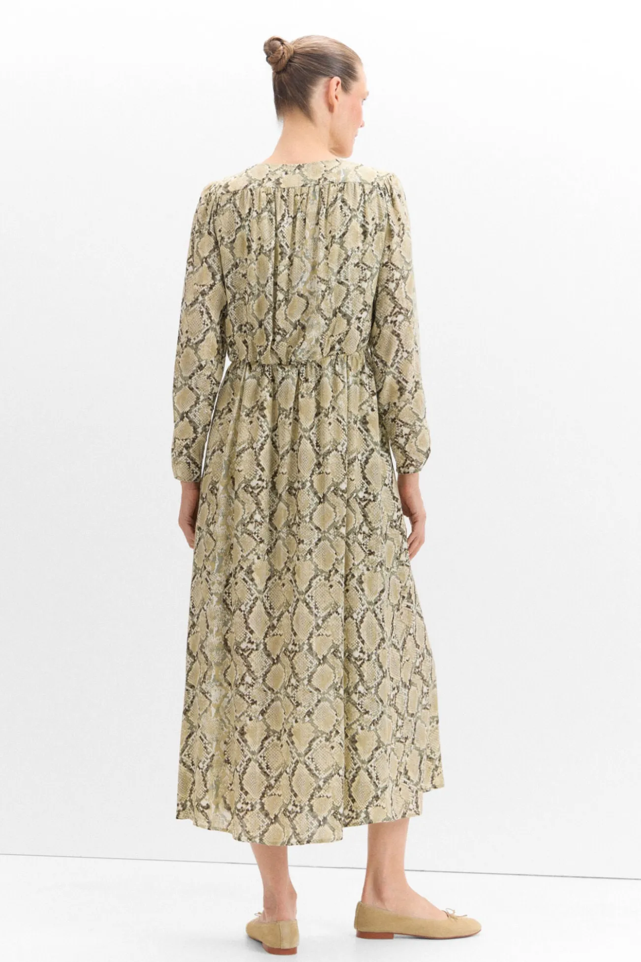 Vestido estampado serpiente