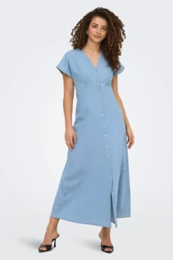 Vestido largo abotonado