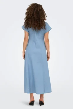 Vestido largo abotonado