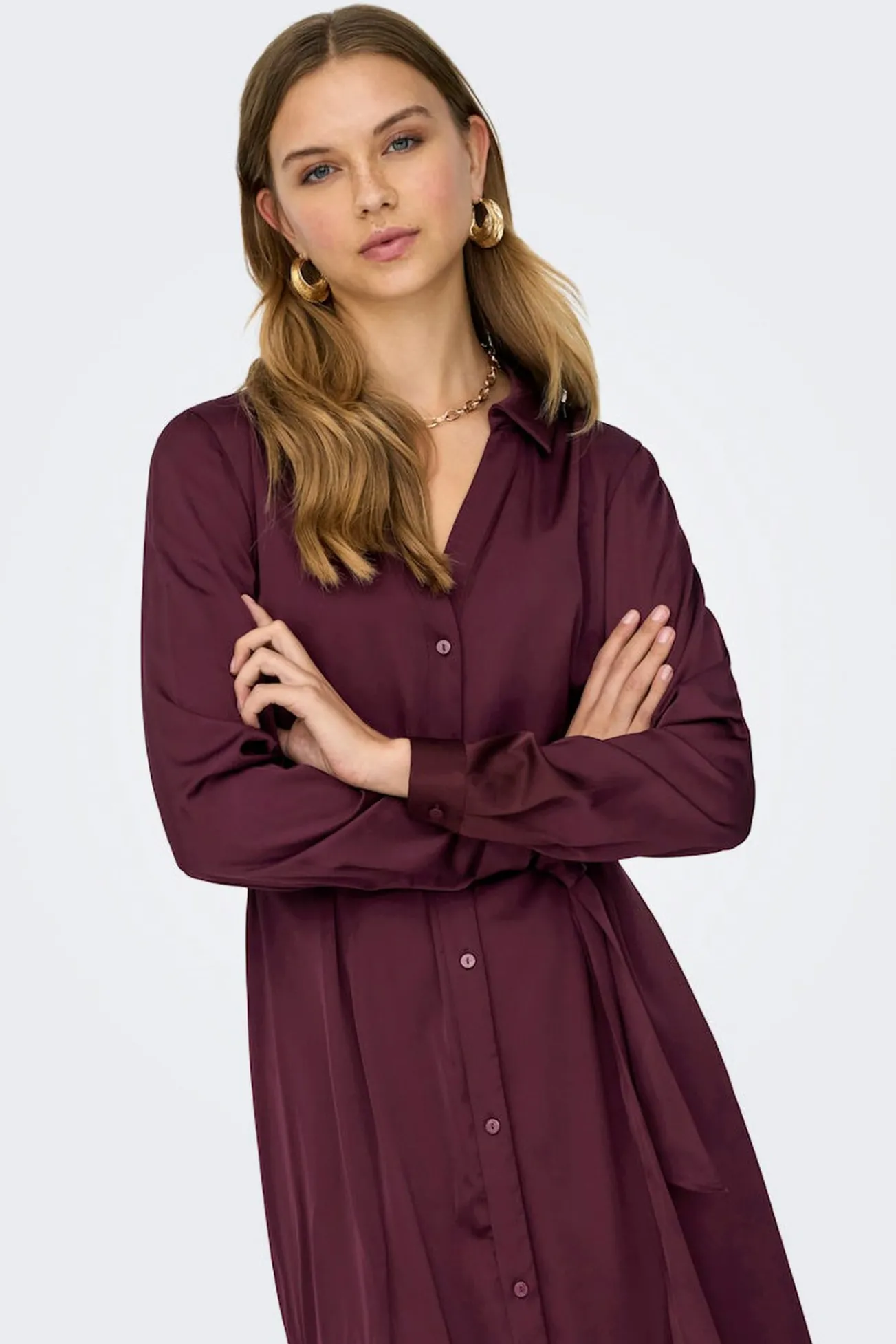 Vestido largo camisero de satén