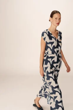 Vestido largo con estampado geométrico