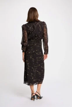 Vestido largo con mangas abullonadas
