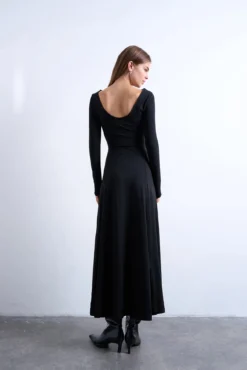 Vestido largo de manga larga con modal