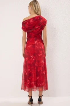 Vestido maxi asimétrico