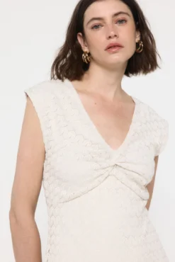 Vestido midi calado