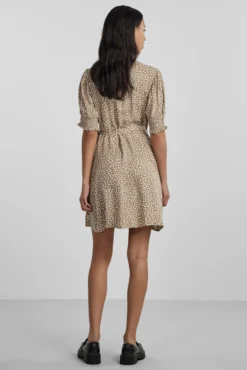 Vestido midi de manga corta 2/4