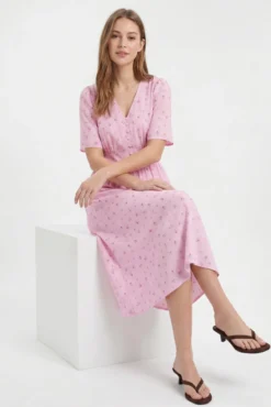 Vestido midi de manga corta estampado