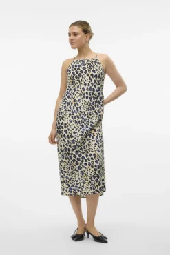 Vestido midi de tirantes