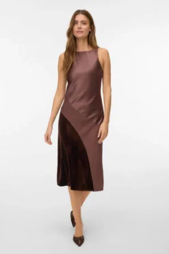 Vestido midi sin mangas