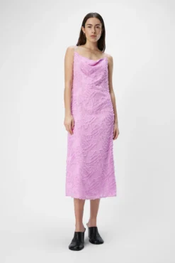 Vestido midi tirantes