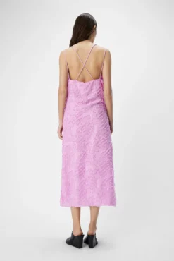 Vestido midi tirantes