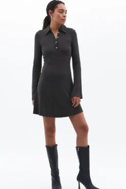 Vestido mini botones
