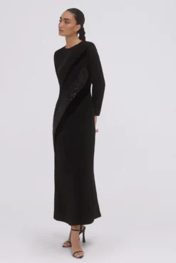 Vestido negro midi