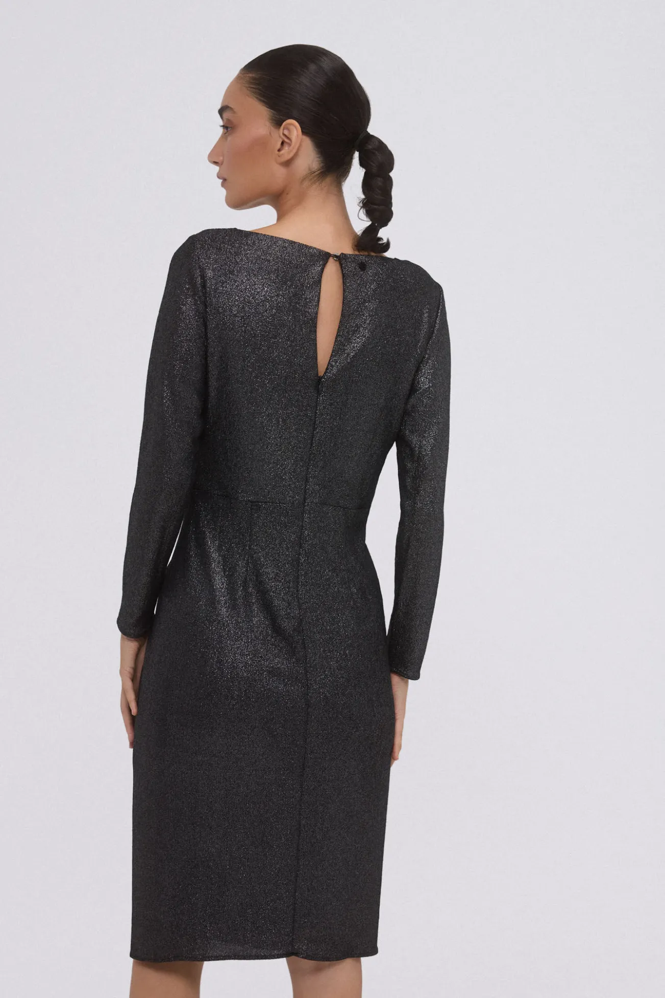 Vestido plateado de punto