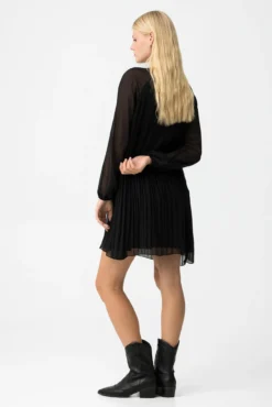 Vestido Plisado con Cordón