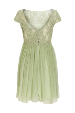 Vestido por corto de tul y encaje