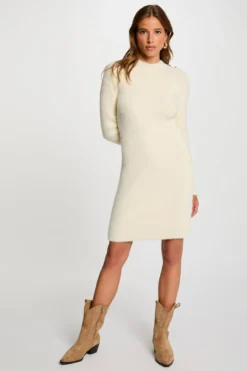 Vestido punto corto ajustado