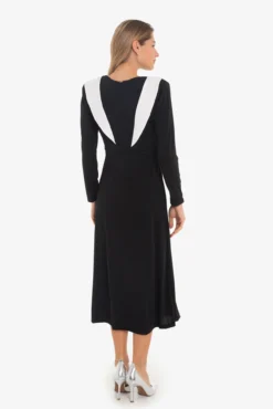 Vestido solapas en hombros
