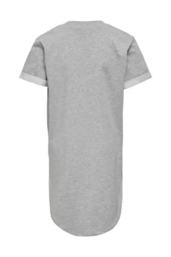 Vestido tipo camiseta de manga corta