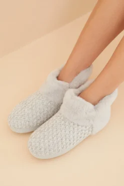 Zapatillas casa bota pelo gris