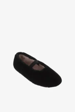 Zapatillas de casa cerradas de niña