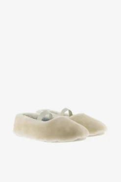 Zapatillas de casa cerradas de niña